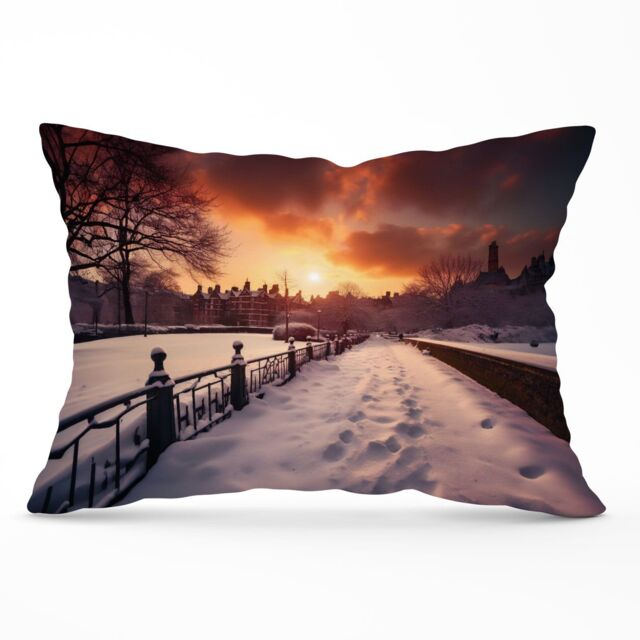 Warren Reed - Designer A Snowy Walk In London Cushions - Size: 60 cm x 60 cm - image 1