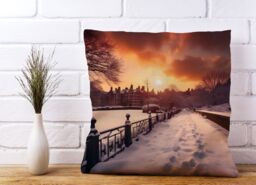 Warren Reed - Designer A Snowy Walk In London Cushions - Size: 60 cm x 60 cm - thumbnail 2
