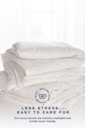 Snuggledown Retreat Hungarian Goose Down All Season 13.5 Tog (9+4.5 Tog) Duvet in White - Size: King - thumbnail 8