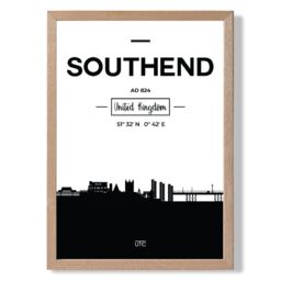 ARTZE Southend Black & White City Skyline Framed Print SIZE: A3 with Oak Frame - Size: A4 - thumbnail 1