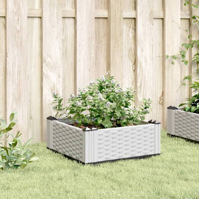 Berkfield Home Beautiful Garden Planter with Pegs White 42.5x42.5x28.5 cm PP - image 1