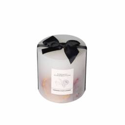 French Connection Festive Botanical Candle Cinnamon Clove & Orange 580g Single Wick in Beige - thumbnail 4