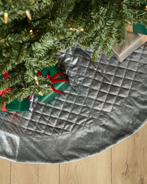 "Dibor Grey Velvet Quilted Christmas Tree Decoration Christmas Tree Skirt 48""" - image 1