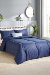 Snuggledown Coverless Embossed Herringbone 10.5 Tog Duvet, Navy - Size: King - thumbnail 1