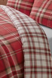 Catherine Lansfield 'Kelso Check' Reversible Duvet Cover Set in Red - Size: Single - thumbnail 4
