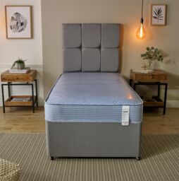 Starlight Beds Waterproof Mattress Durable Easy Clean PVC Coating Sprung Support in Blue - Size: EU Double - thumbnail 5