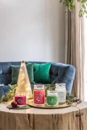 Yankee Candle Magical Bright Lights Signature Large Jar Candle - thumbnail 4
