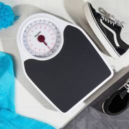 Nordara Mechanical Bathroom Scale Doctor Style Sturdy High Accuracy in White - thumbnail 2