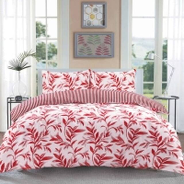 Homes-Linen Ellie Leaf Reversible Floral Duvet Cover Set Easy Care in Red - Size: Super King - image 1