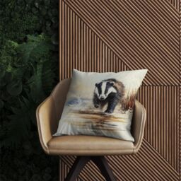 Warren Reed - Designer Wading Badger Watercolour Outdoor Cushion in Brown - Size: 60 cm x 60 cm - thumbnail 2