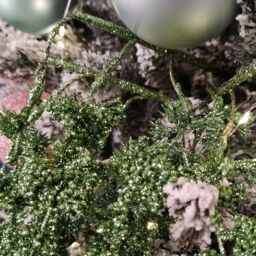 Samuel Alexander 96cm Green Glitter Frosted Mini Leaf Wispy Christmas Stem Decoration - thumbnail 5