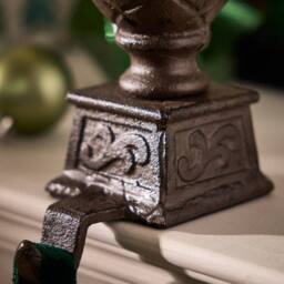 Dibor Set of 2 Antique Brown Artichoke Christmas Stocking Holder - Size: 2 Pack - thumbnail 4