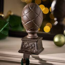 Dibor Set of 2 Antique Brown Artichoke Christmas Stocking Holder - Size: 2 Pack - thumbnail 3