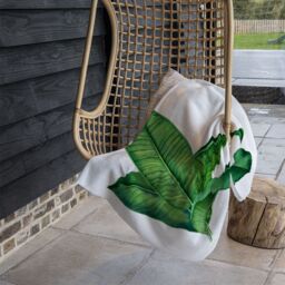 Benjamin Tate Design Bunched Leaves Blanket in Natural - Size: 120 cm x 150 cm - thumbnail 4