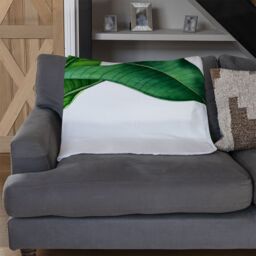 Benjamin Tate Design Bunched Leaves Blanket in Natural - Size: 120 cm x 150 cm - thumbnail 2