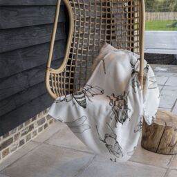 Benjamin Tate Design Sketch Of Scarab Beetle May Bug Bee & Dragonfly Blanket in Natural - Size: 120 cm x 150 cm - thumbnail 4