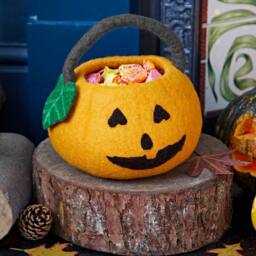 Paper High Felt Trick Or Treat Halloween Pumpkin Basket in Orange - thumbnail 3