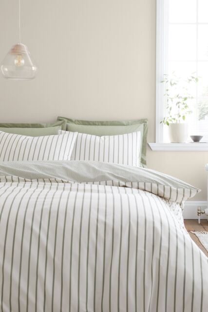 Bianca 'Hampton Stripe' 200 Thread Count Cotton Reversible Duvet Cover Set in Green - Size: Double - image 1