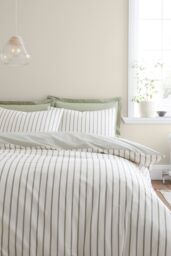 Bianca 'Hampton Stripe' 200 Thread Count Cotton Reversible Duvet Cover Set in Green - Size: Double - thumbnail 1