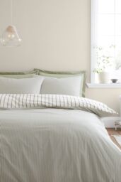 Bianca 'Hampton Stripe' 200 Thread Count Cotton Reversible Duvet Cover Set in Green - Size: Double - thumbnail 2