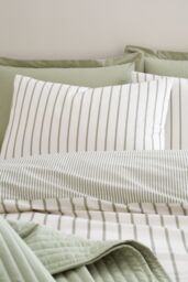 Bianca 'Hampton Stripe' 200 Thread Count Cotton Reversible Duvet Cover Set in Green - Size: Double - thumbnail 3