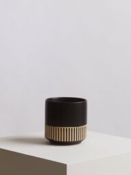 Orsina Large Ceramic Planter, Modern Black & Gold Planter for Indoor Plants, Drum-shaped Ceramic Planter for Home - thumbnail 4