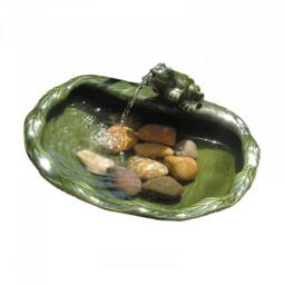 Marco Paul 32cm Green Ceramic Frog Solar Water Fountain - thumbnail 2