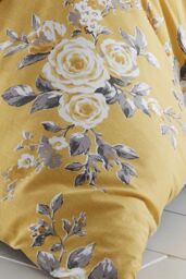 Catherine Lansfield 'Canterbury' Floral Duvet Set in Mustard - Size: Double - thumbnail 3