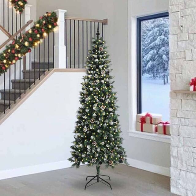 Berkfield Home Artificial Christmas Tree with 300 LEDs Green 96 x 96 x 240 cm - image 1