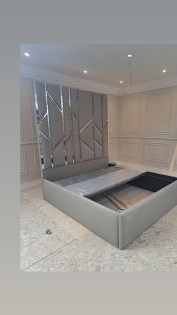 HOB Furniture Royal Mexico Bed - Ottoman Storage Bed Frame, Luxury French Velvet, Grey in Mid Grey - Size: Super King
