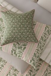 Helena Springfield 'Oak Stripe' Cotton Duvet Cover Set in Green - Size: Super King - thumbnail 4