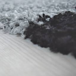 Bravich LTD Checked Thick Shaggy Rug - California in Black - Size: 120 cm x 170 cm - thumbnail 3