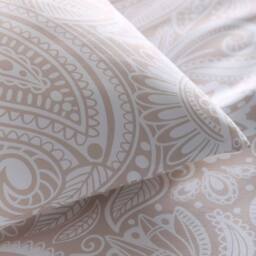 Portfolio Home Paisley Geometric Duvet Cover Quilt Set With Pillow Case Bedding in Natural - Size: Single - thumbnail 2