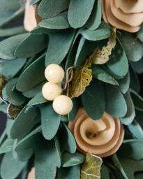 Dibor Crocus & Berry Festive Decor Front Door Christmas Wreath 35cm in Green - thumbnail 5
