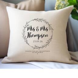 Aye Do Gifts Personalised Wild Flower Wedding Cushion in Cream - Size: 40 cm x 40 cm