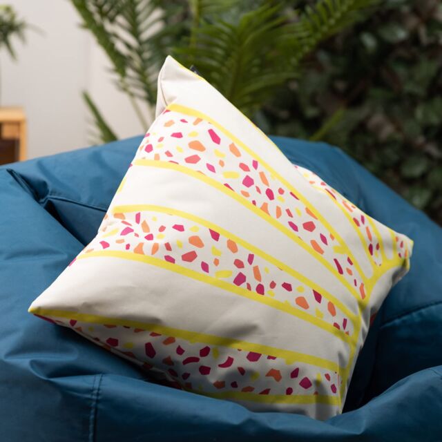 icon Sun & Rainbow Soleil Outdoor Cushion in White - Size: 43 cm x 43 cm - image 1