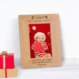 Uniqueful Personalised Daddy Our 1st Christmas Together Wood Picture Frame 6x4 in Brown - Size: 1 Pack - thumbnail 1
