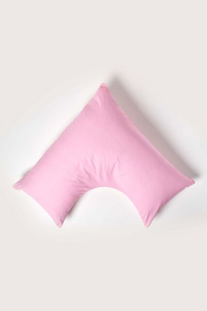 Homescapes Egyptian Cotton V Shaped Pillowcase 200 TC in Pink - image 1