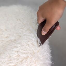 icon Cocoon Faux Fur Bean Bag Natural Bean Bag Chairs in White - thumbnail 7