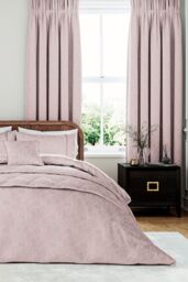 1951 'Ashleigh' Jacquard Duvet Cover Set in Pink - Size: King - thumbnail 1