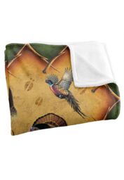 JQ Licensing Cf-Jp Tribal Lodge Hunting Animals Silky Touch Super Soft Throw Blanket 152 X 127 cm in White - thumbnail 3