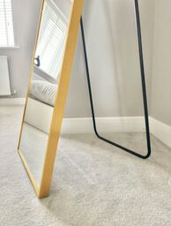 Downton Interiors Stunning Gold Arched Metal Frame Wall or Floor Standing Dressing Mirror 145cm x 45cm - Soho Collection - Size: XL - thumbnail 5