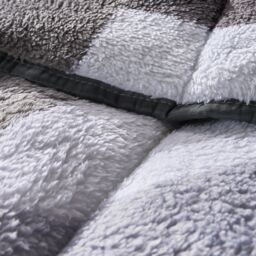 OHS Geometric Teddy Fleece Coverless Duvet Quilt Geo Bedding Set 10.5 TOG Pillowcase in Light Grey - Size: King - thumbnail 4