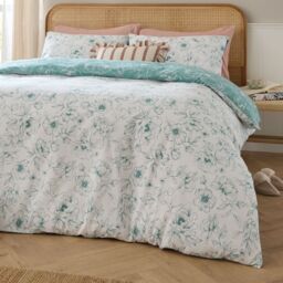 Wylder Bella Reversible Floral Duvet Cover Set in Blue - Size: Super King - thumbnail 3