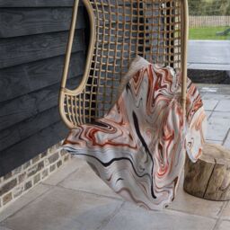 Benjamin Tate Design Pink Rippled Marble Blanket in Natural - Size: 120 cm x 150 cm - thumbnail 4