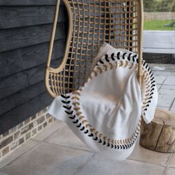 Benjamin Tate Design Greek Olive Tree Leaves Blanket in Natural - Size: 120 cm x 150 cm - thumbnail 4