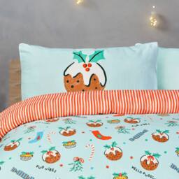 Smart Living Luxury Super Soft & Reversible Festive Christmas Puddings Duvet Set in Blue - Size: King - thumbnail 5