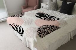 Benjamin Tate Design Abstract Geometrics With Animal Print & Circles Blanket in Natural - Size: 120 cm x 150 cm - thumbnail 3