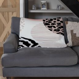 Benjamin Tate Design Abstract Geometrics With Animal Print & Circles Blanket in Natural - Size: 120 cm x 150 cm - thumbnail 2