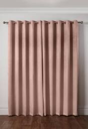 New Edge Blinds Metro Thermal Blackout Eyelet Curtains in Pink - Size: 168 cm width x 183 cm drop - thumbnail 3
